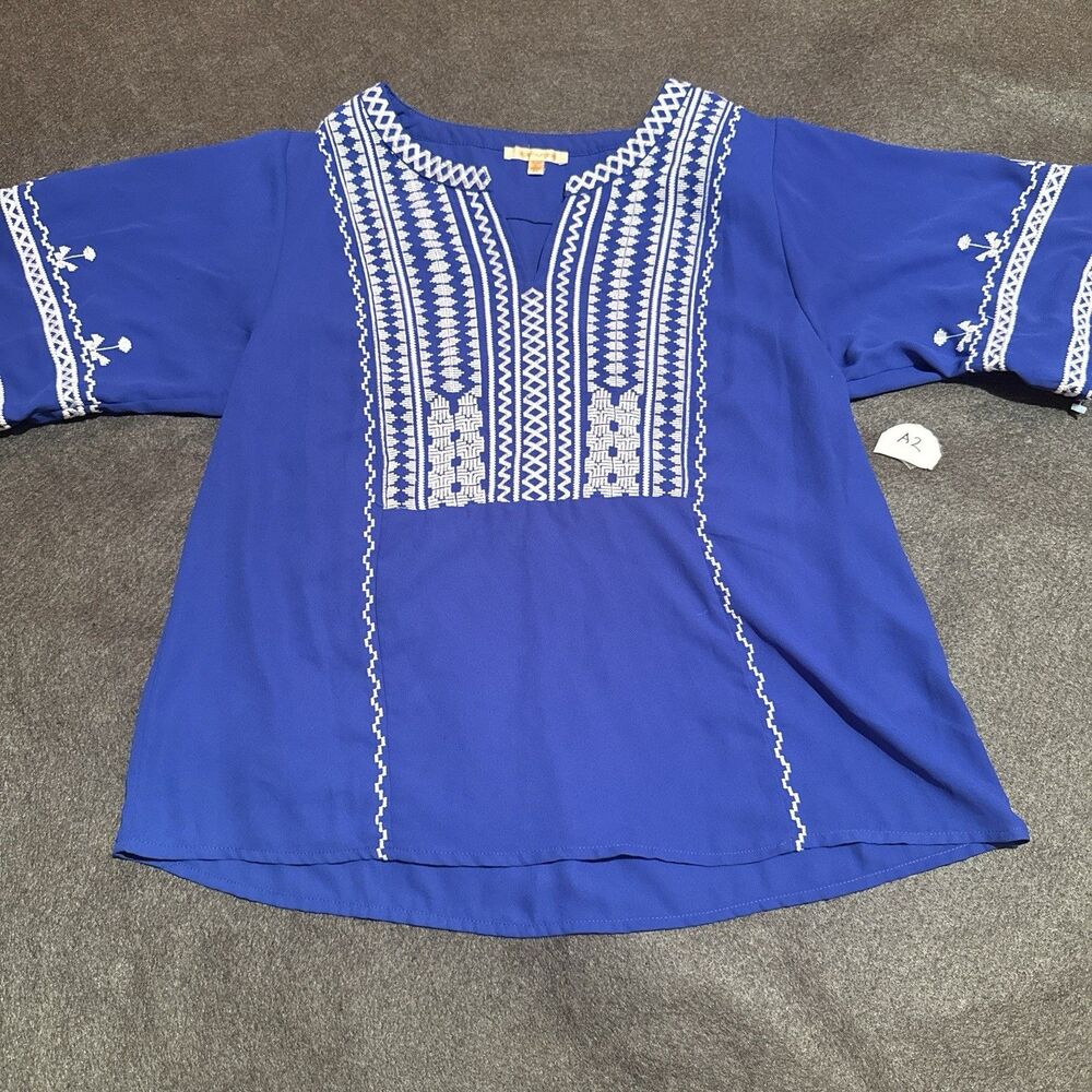 Skies Are Blue Womens Blouse M Medium Blue White Embroidered Top Short Sleeve